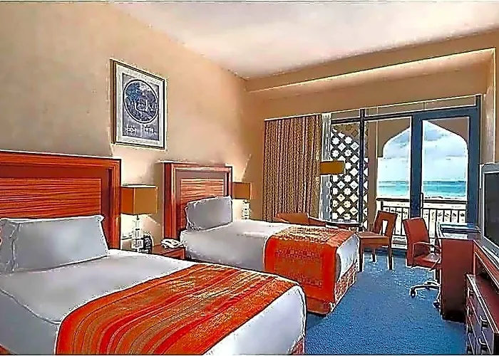Hilton Alger